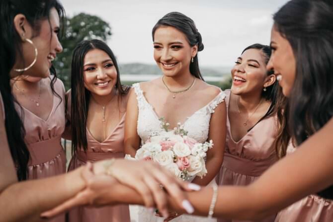 Personalized Gift Ideas For the Wedding Party