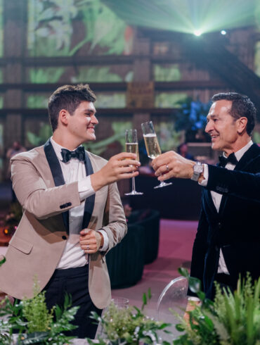 Video Mapping Weddings