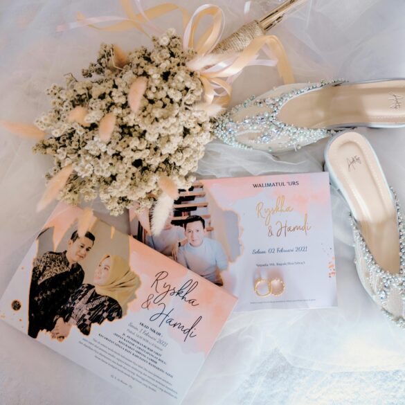 What to Include in a Wedding Invitation Suite