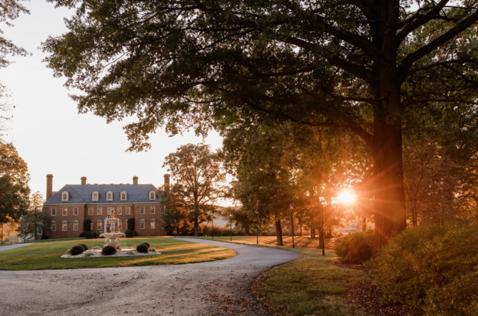 How to Make Sure Your Wedding Venue Is Inclusive