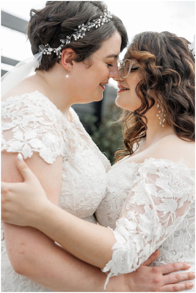 Lesbian Jewish Wedding in the Fall