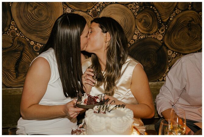 lesbian courthouse elopement 31