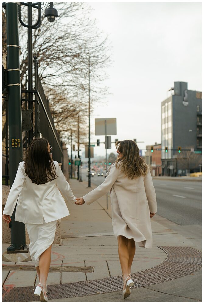 lesbian courthouse elopement 9