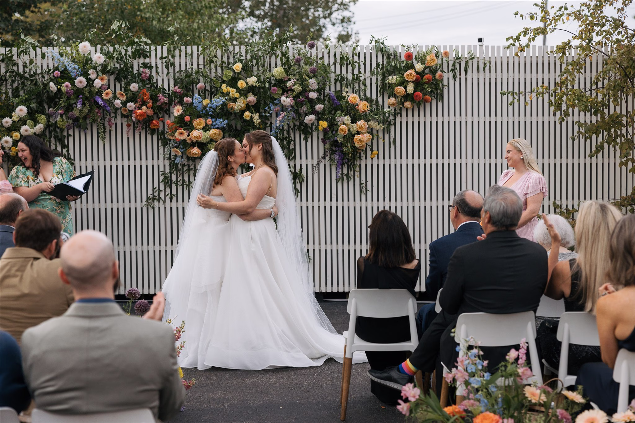 AllieLindsey91325 0654 - Urban Garden Cleveland Wedding With a Merch Station AllieLindsey91325 0654
