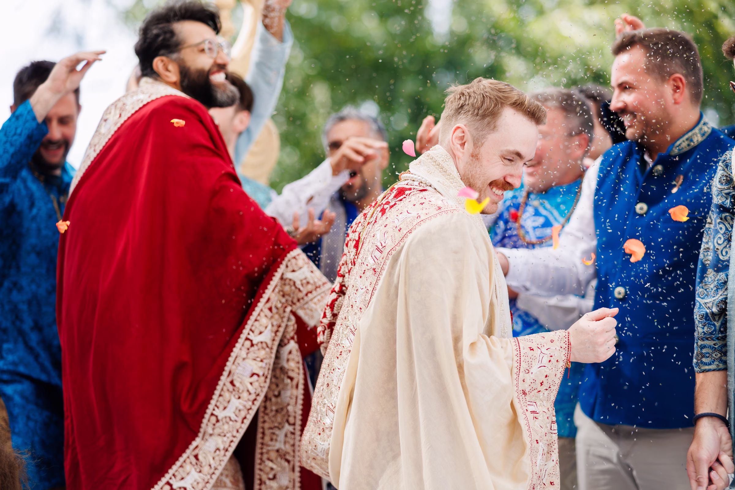 SH NT0032 - This Joyful Gay Hindu Wedding Happened at a Nursing Home -- and There's a Heartwarming Reason Why SH NT0032
